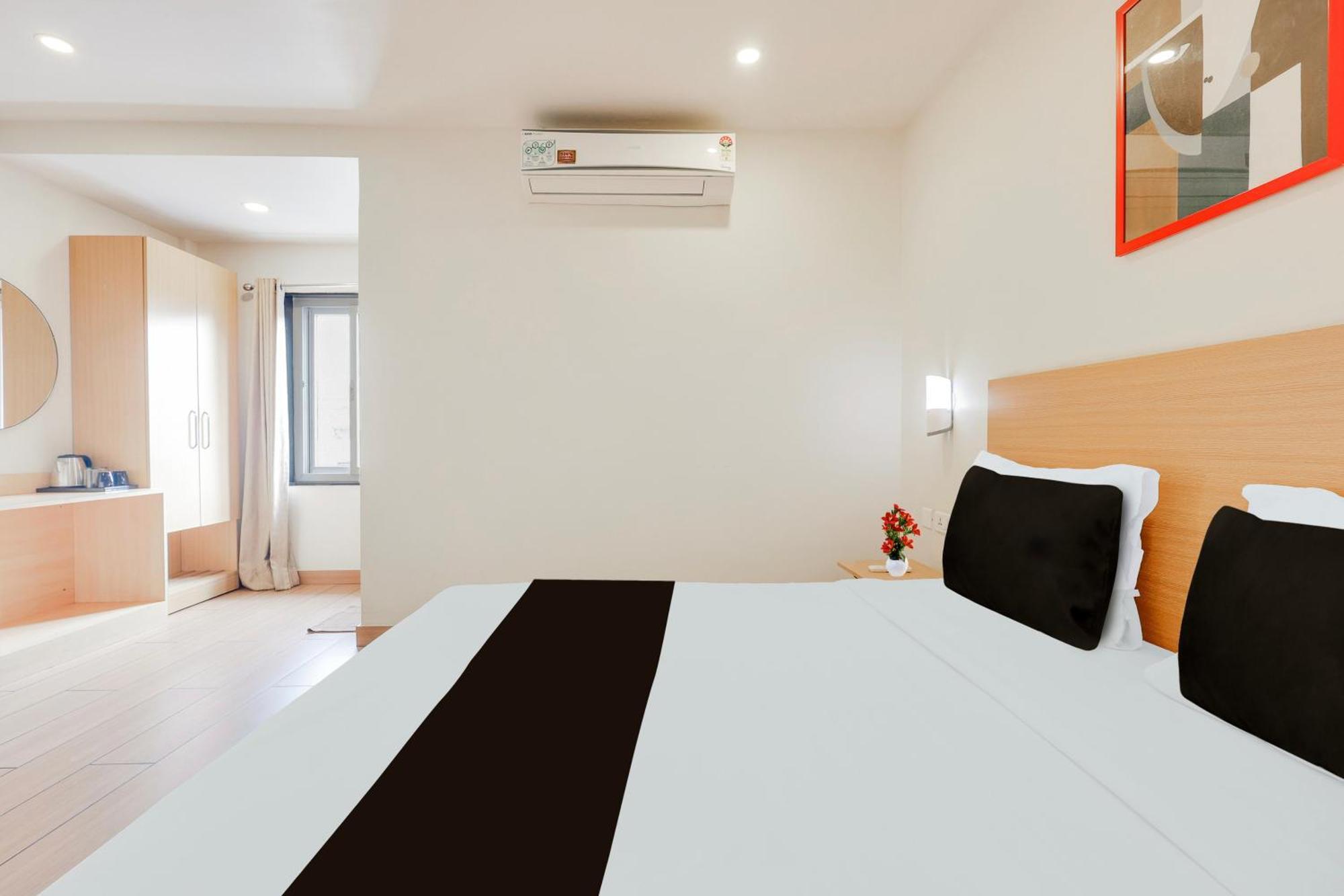 Super Townhouse Visakhapatnam Hotel Екстериор снимка